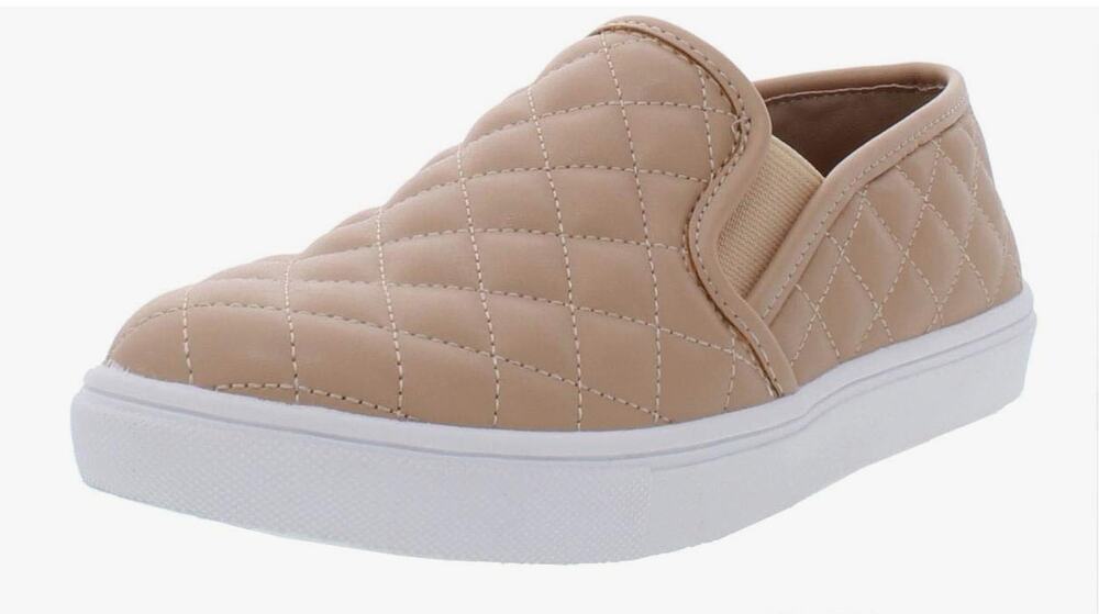 Steve Madden “Ecentrcq” tan quilted slip on sneakers  Size 8.5